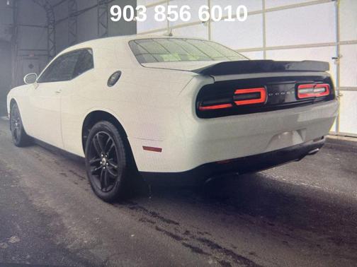 White Knuckle Clearcoat 2018 Dodge Challenger GT