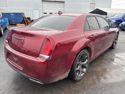 2021 Chrysler 300 S