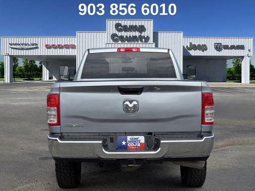 2022 RAM 3500 Tradesman Crew Cab 4x4 8' Box