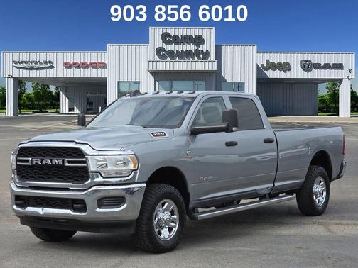 2022 RAM 3500 Tradesman Crew Cab 4x4 8' Box