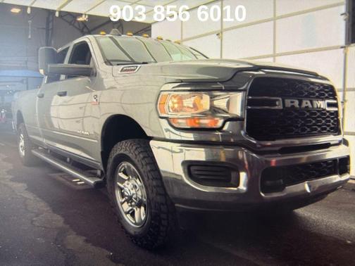 2022 RAM 3500 Tradesman Crew Cab 4x4 8' Box
