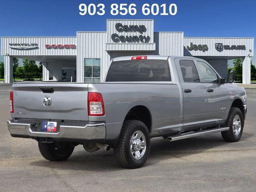 2022 RAM 3500 Tradesman Crew Cab 4x4 8' Box