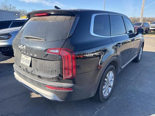 2022 Kia Telluride LX
