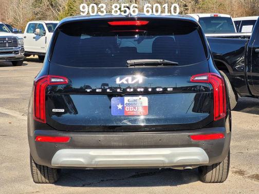 2022 Kia Telluride LX