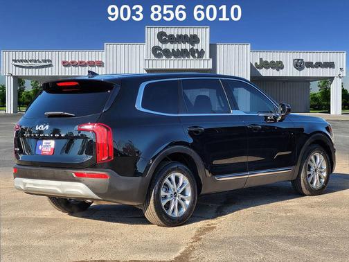 2022 Kia Telluride LX