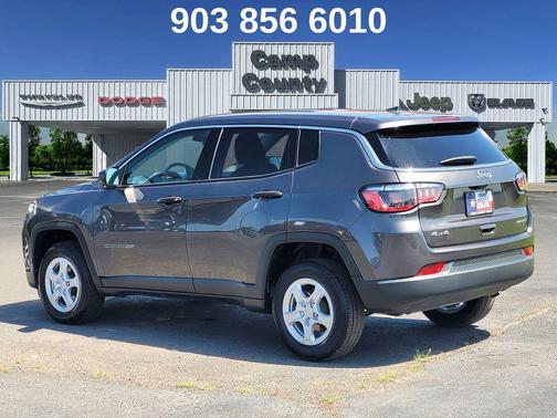 Granite Crystal Metallic Clearcoat 2022 Jeep Compass Sport