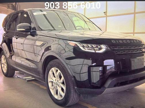 Black 2019 Land Rover Discovery SE