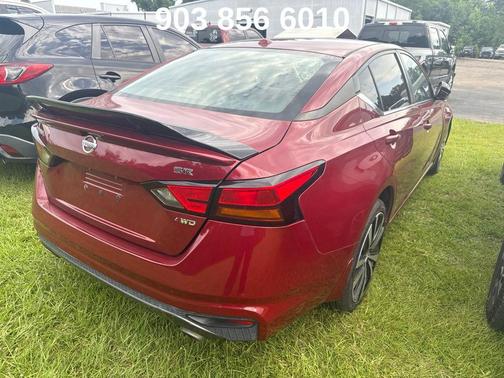 Scarlet Ember Tintcoat 2019 Nissan Altima 2.5 SR