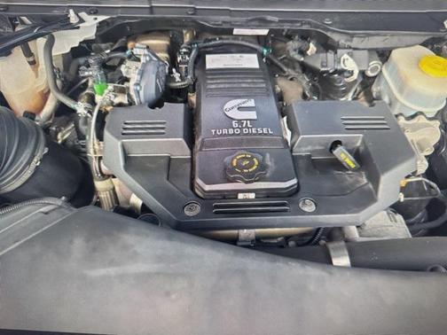2020 RAM 2500 Tradesman Crew Cab 4X4 6'4' Box