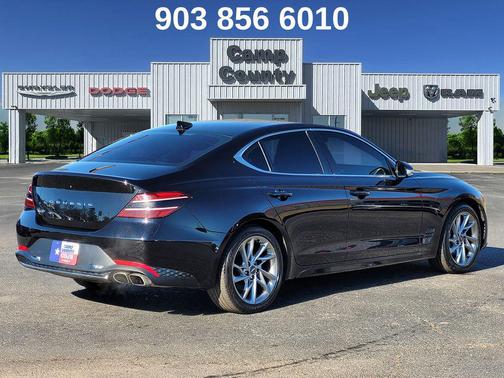 2022 Genesis G70 2.0T RWD