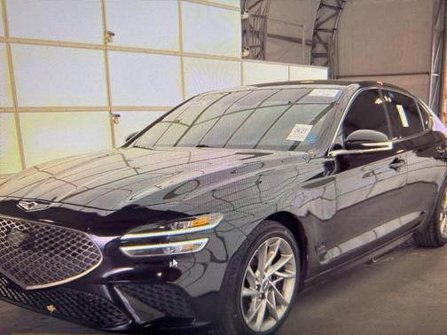 2022 Genesis G70 2.0T RWD