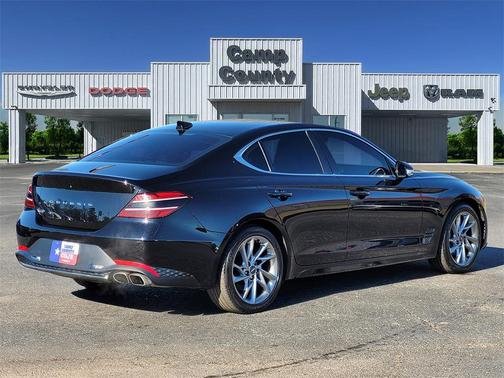2022 Genesis G70 2.0T RWD