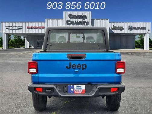 Hydro Blue Pearlcoat 2026 Jeep Gladiator Sport