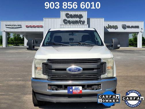 Oxford White 2018 Ford F-250 XL