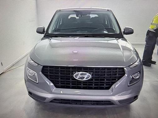 2021 Hyundai VENUE SE
