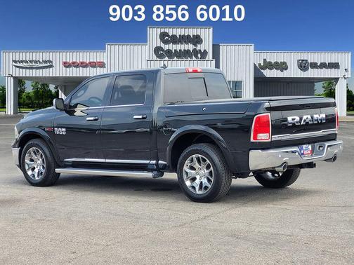 Brilliant Black Crystal Pearlcoat 2017 RAM 1500 Longhorn