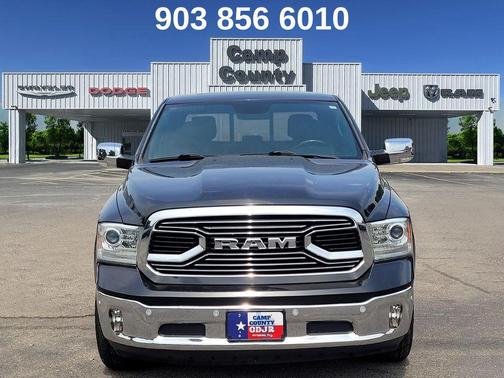 Brilliant Black Crystal Pearlcoat 2017 RAM 1500 Longhorn