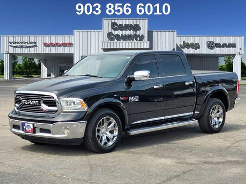 Brilliant Black Crystal Pearlcoat 2017 RAM 1500 Longhorn
