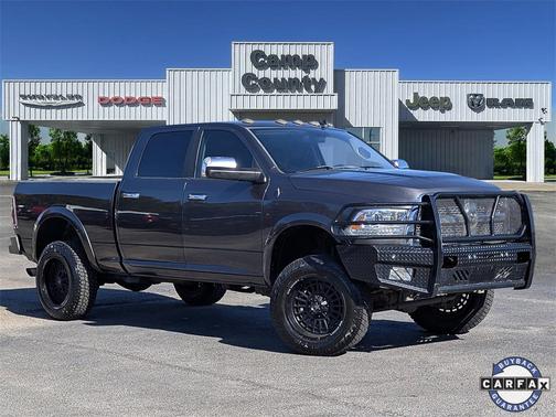 2017 RAM 2500 Laramie Crew Cab 4x4 6'4' Box