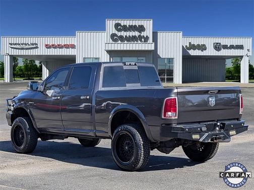 2017 RAM 2500 Laramie Crew Cab 4x4 6'4' Box