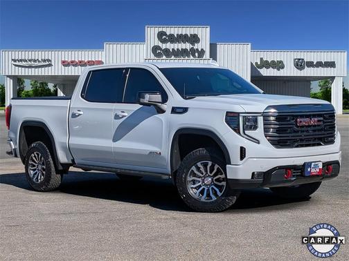 2023 GMC Sierra 1500 AT4