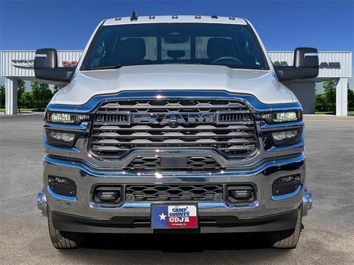 2026 RAM 3500 Tradesman Crew Cab 4x4 8' Box