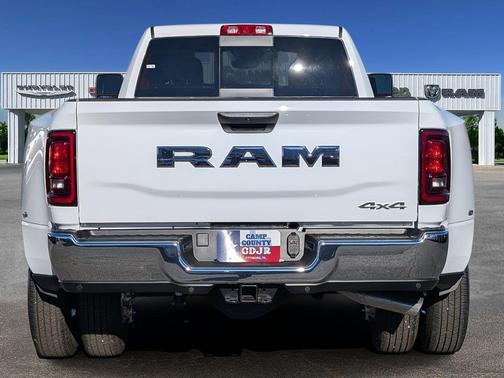 2026 RAM 3500 Tradesman Crew Cab 4x4 8' Box