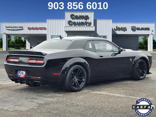 Pitch Black Clearcoat 2018 Dodge Challenger SRT Hellcat