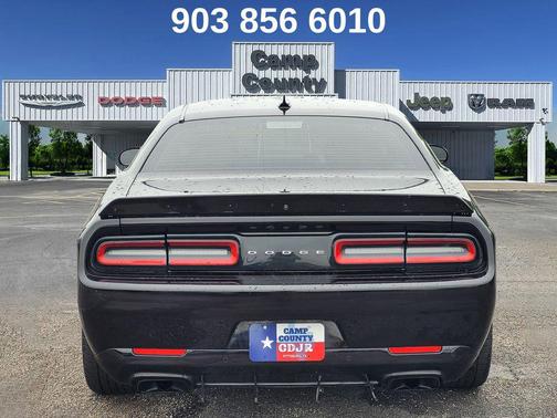 Pitch Black Clearcoat 2018 Dodge Challenger SRT Hellcat