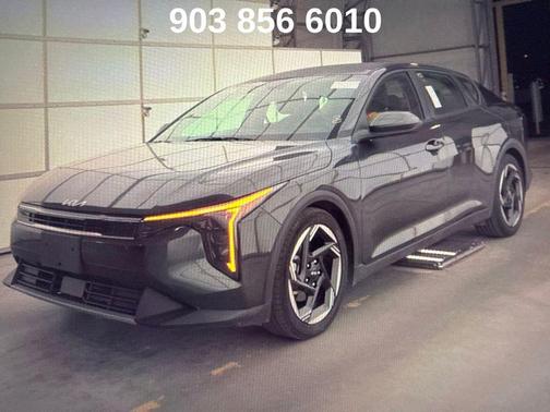 Interstellar Gray 2025 Kia K4 EX