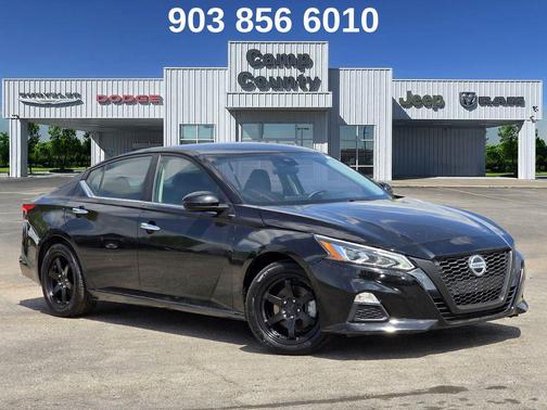 Super Black 2021 Nissan Altima 2.5 SV