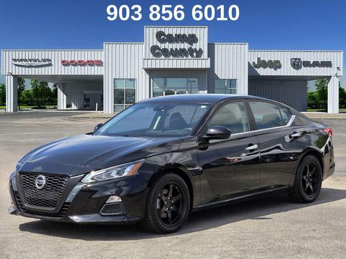 Super Black 2021 Nissan Altima 2.5 SV