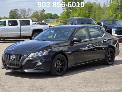 Super Black 2021 Nissan Altima 2.5 SV