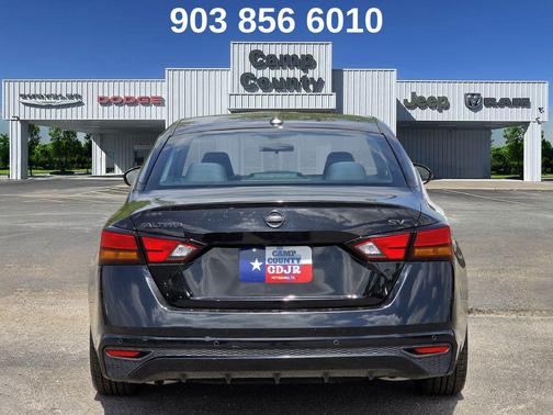 Super Black 2021 Nissan Altima 2.5 SV