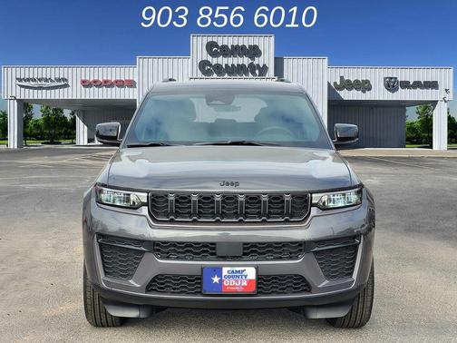 Baltic Gray Metallic Clearcoat 2026 Jeep Grand Cherokee Altitude