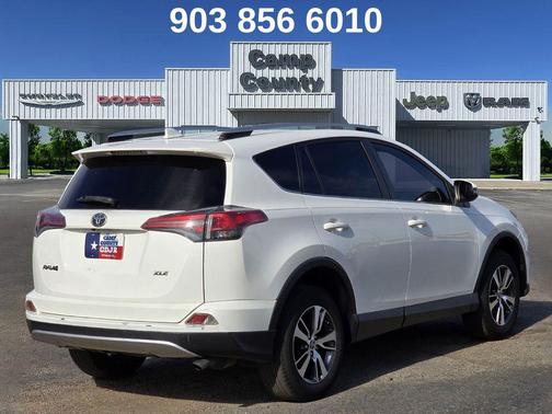Super White 2016 Toyota RAV4 XLE