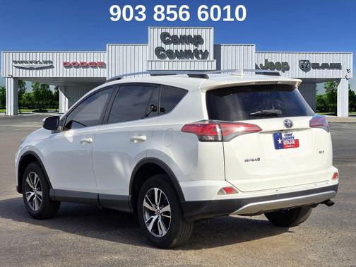 Super White 2016 Toyota RAV4 XLE
