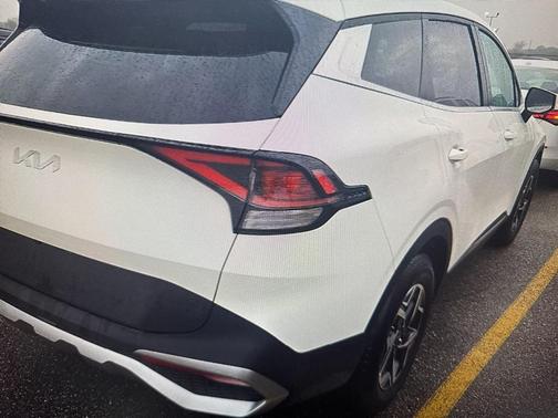 2025 Kia Sportage LX