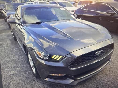 2017 Ford Mustang V6