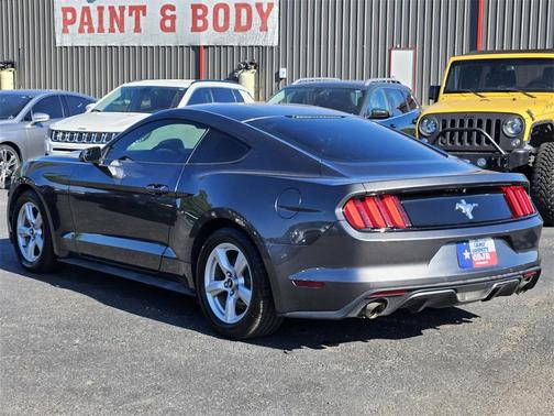2017 Ford Mustang V6