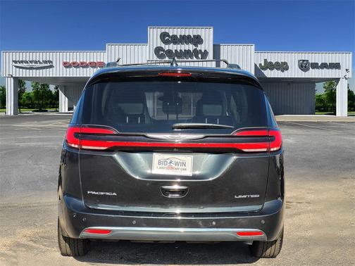 2023 Chrysler Pacifica Limited