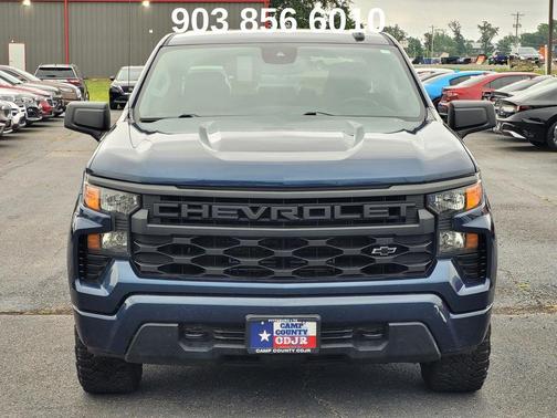 Northsky Blue Metallic 2022 Chevrolet Silverado 1500 Custom