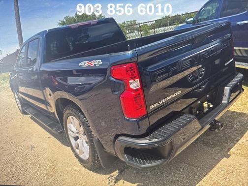 Northsky Blue Metallic 2022 Chevrolet Silverado 1500 Custom