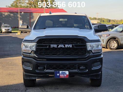 Bright White Clearcoat 2022 RAM 2500 Tradesman Crew Cab 4x4 8' Box