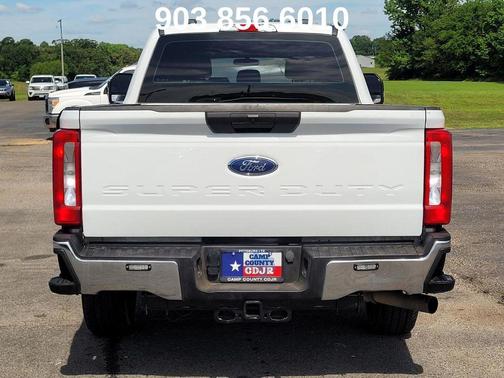 Oxford White 2024 Ford F-250 XL