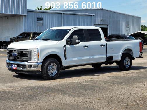 Oxford White 2024 Ford F-250 XL