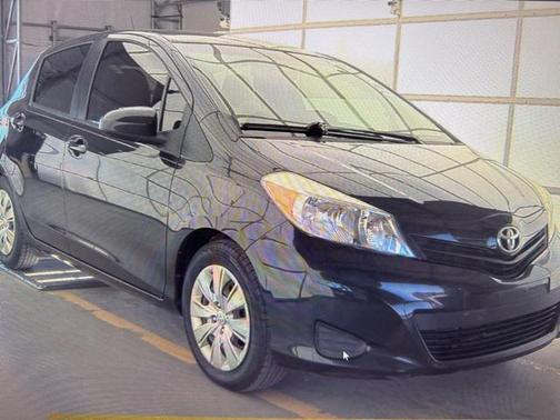 2012 Toyota Yaris L
