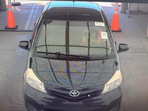 2012 Toyota Yaris L