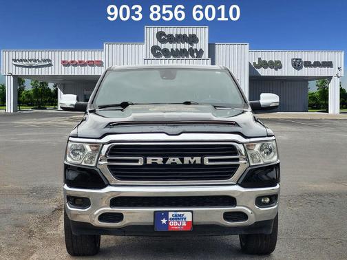 Diamond Black Crystal Pearlcoat 2021 RAM 1500 Big Horn/Lone Star
