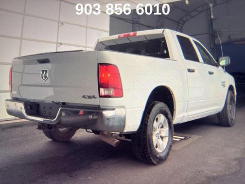 Bright White Clearcoat 2022 RAM 1500 Classic SLT